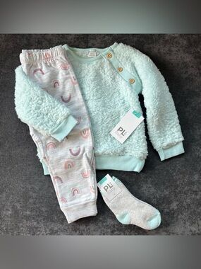 NWT PL Baby Fuzzy Sweater Set Size 18 Months